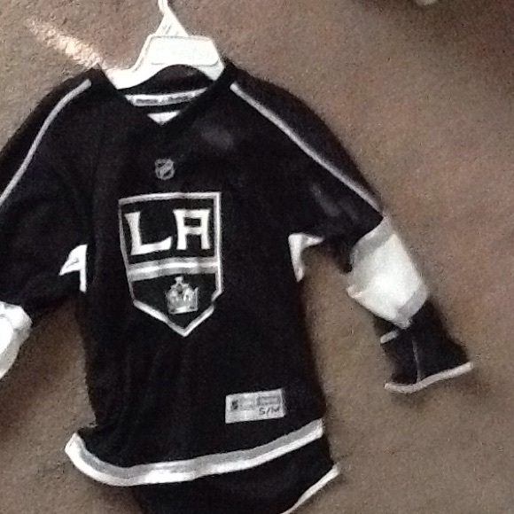 Reebok Other - LA Kings long sleeve (Plz buy )
